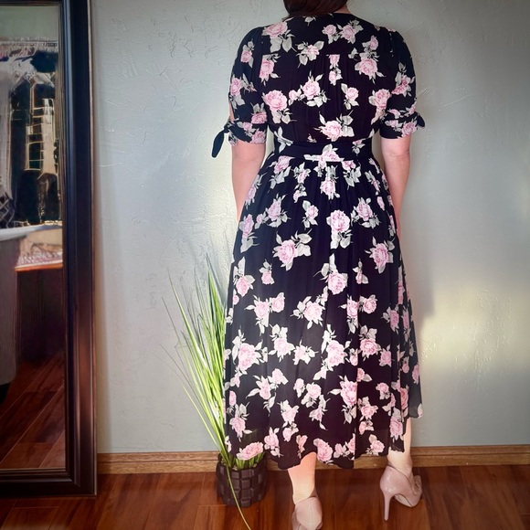 Free People LOVE OF MY LIFE Deep Vee Button Up Floral Black and Pink Midi Dress - Picture 7 of 11